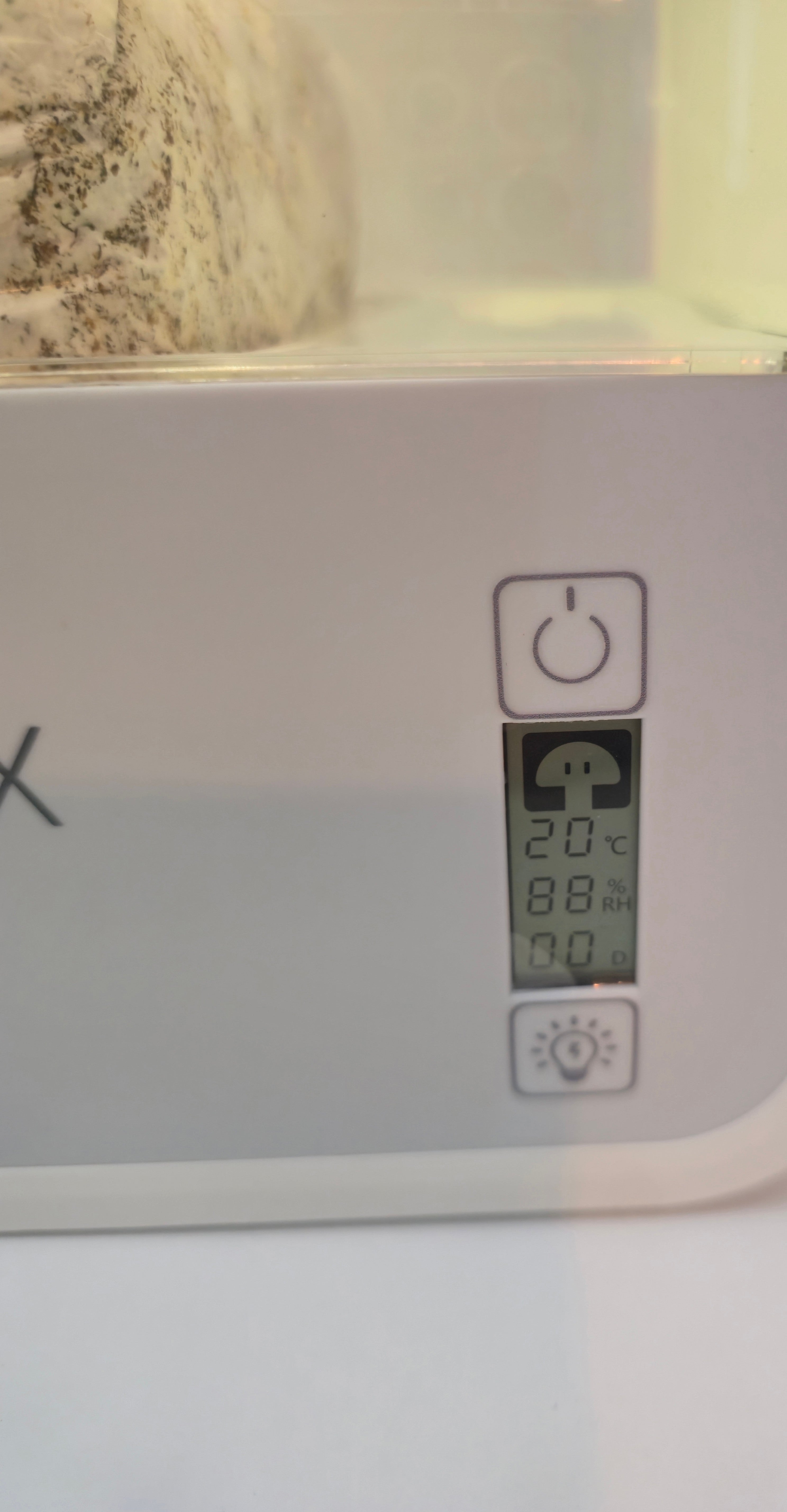 Mushroom Eco-Box – Smart Fruiting Chamber (Includes Grow Kit) **** Pre-order for late April delivery ****